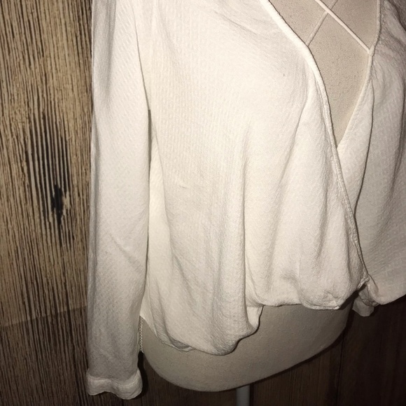 SILENCE + NOISE MEDIUM WHITE BLOUSE - Picture 5 of 8